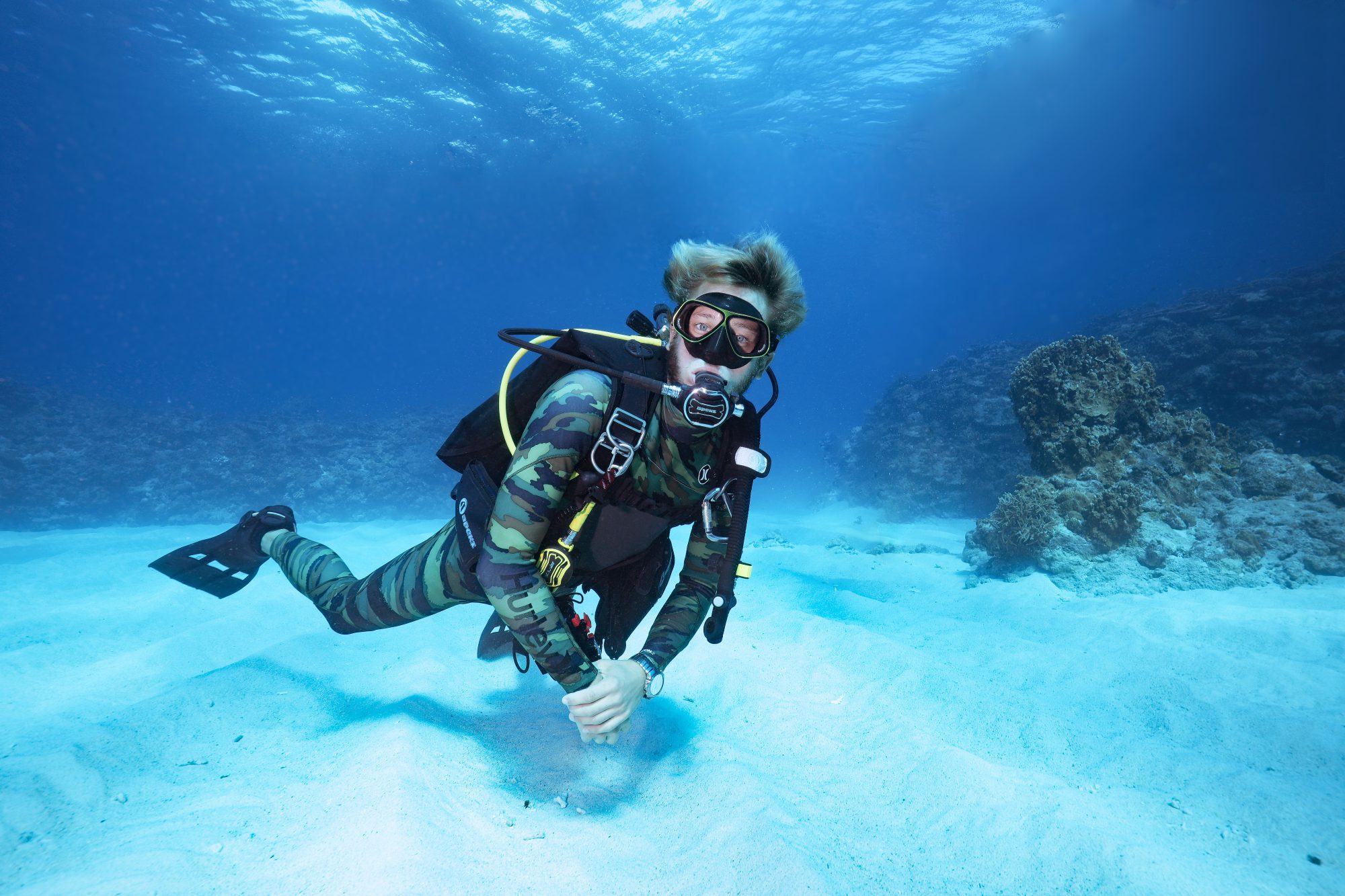 浮潛或體驗潛水時，需要穿甚麼? | Marine club BERRY image